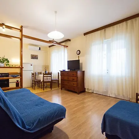 And With Parking Space Komiza, Vis - 8844 Guest house