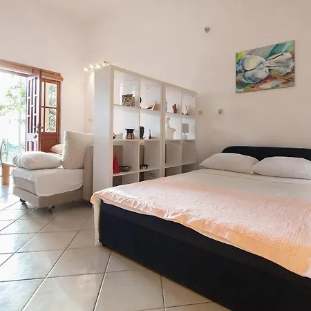 Guest house And With Parking Space Komiza, Vis - 8844