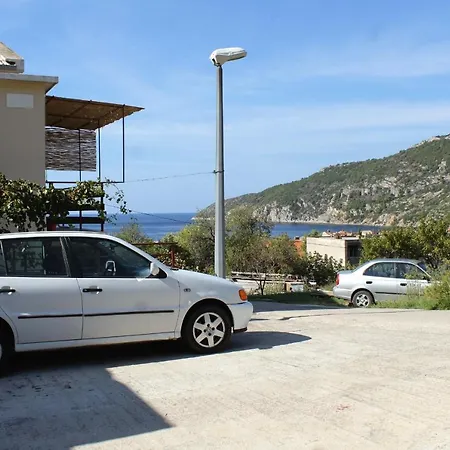 And With Parking Space Komiza, Vis - 8844 Penzion Komiža